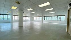 Hoe Huat Industrial Building (D19), Factory #613749551